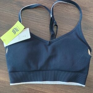 (NEW) ALL IN MOTION LIGHT SUPPORT BRA MOISTURE WICKING NAVY BLUE SIZE SMALL.